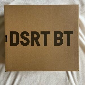 NWT YEEZY DSRT BT - size 8